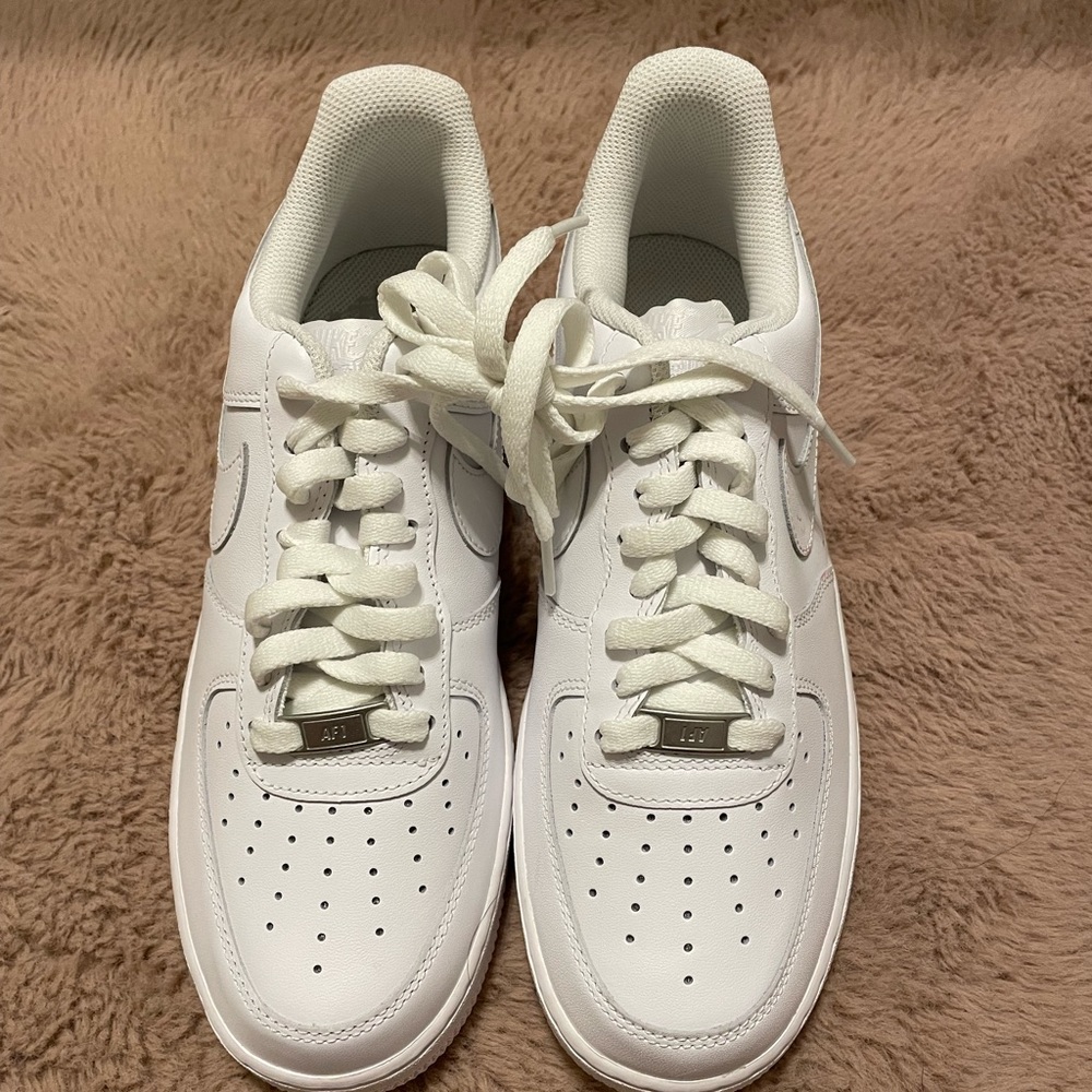 men’s  9.5 air force ones